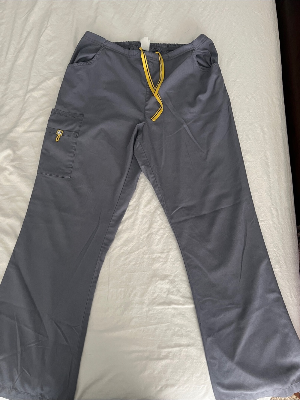 Women’s Gray Cargo Scrub pants with Yellow Drawstring